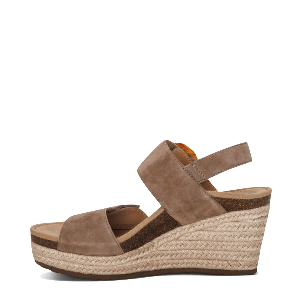 Aetrex Women's Ashley Wedge Sandal in Taupe