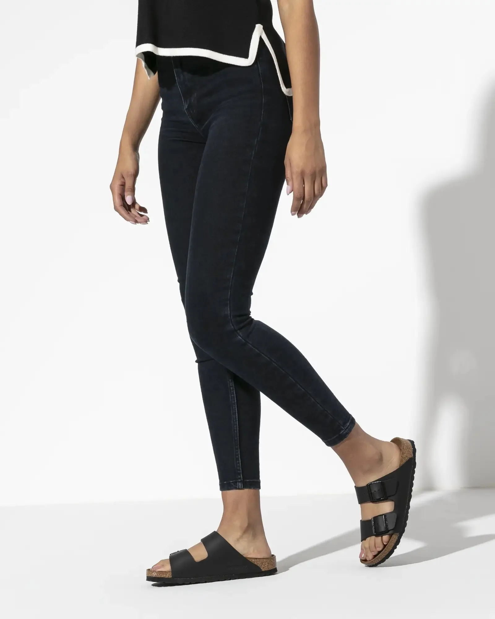 Birkenstock Shoes Arizona Birko Flor Sandals in Black