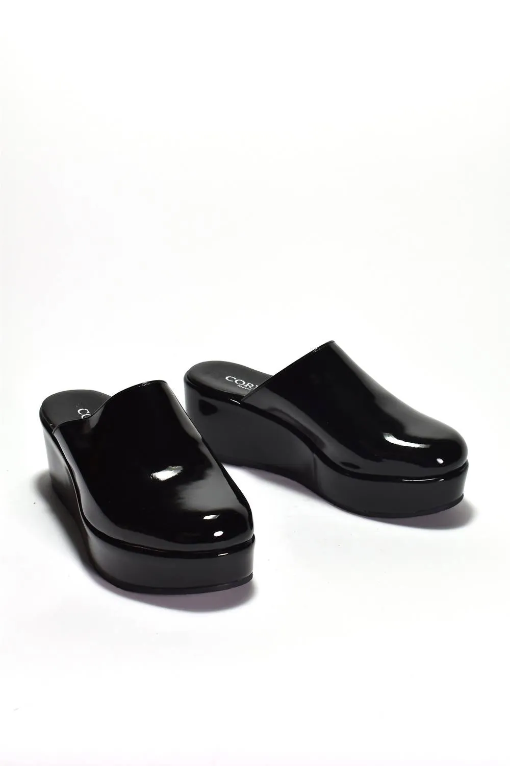 Camryn Sandals In Black Patent Leather