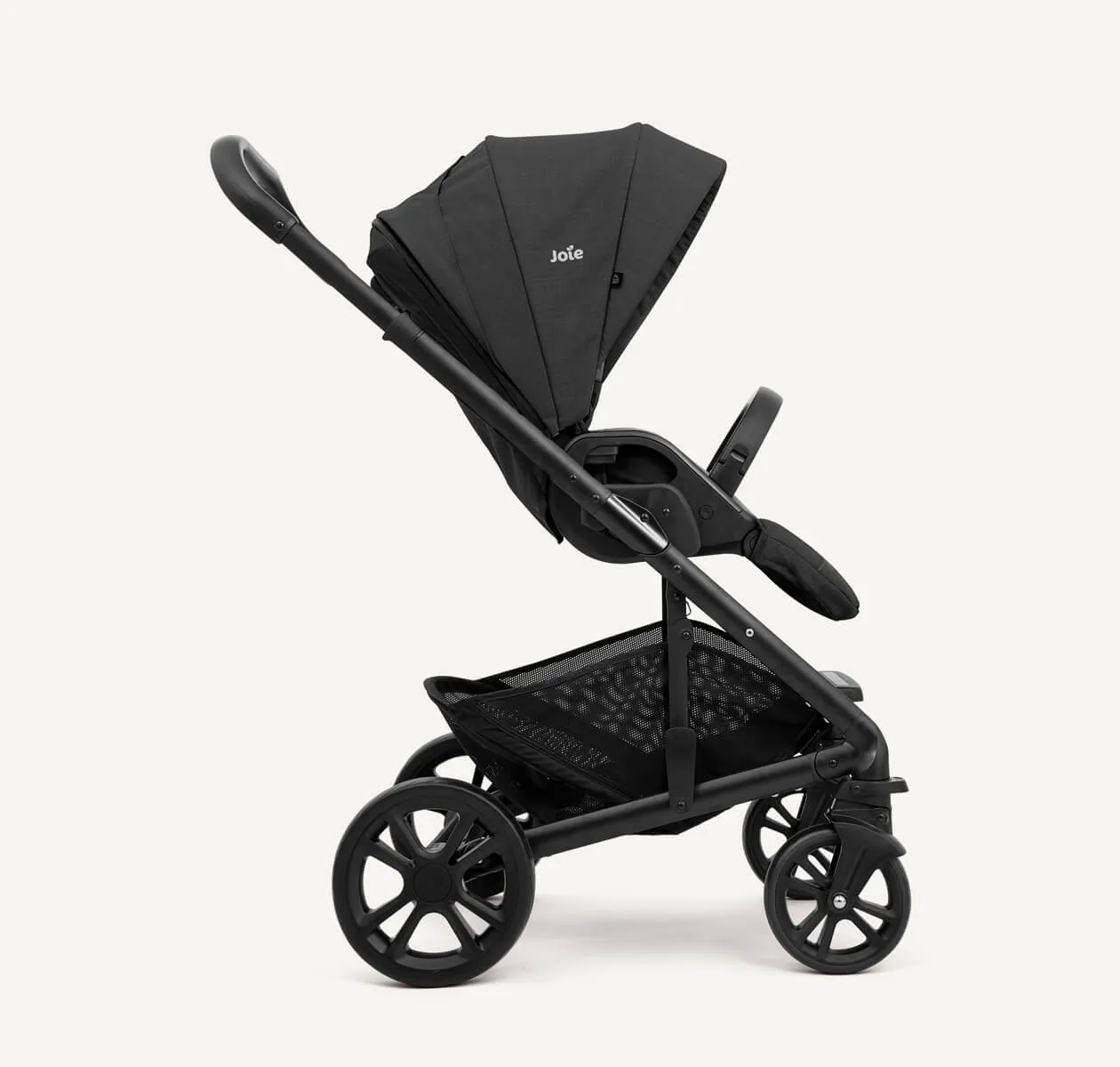 Chrome 4-in-1 Reversible Pram – Smart Versatility Meets Effortless Style