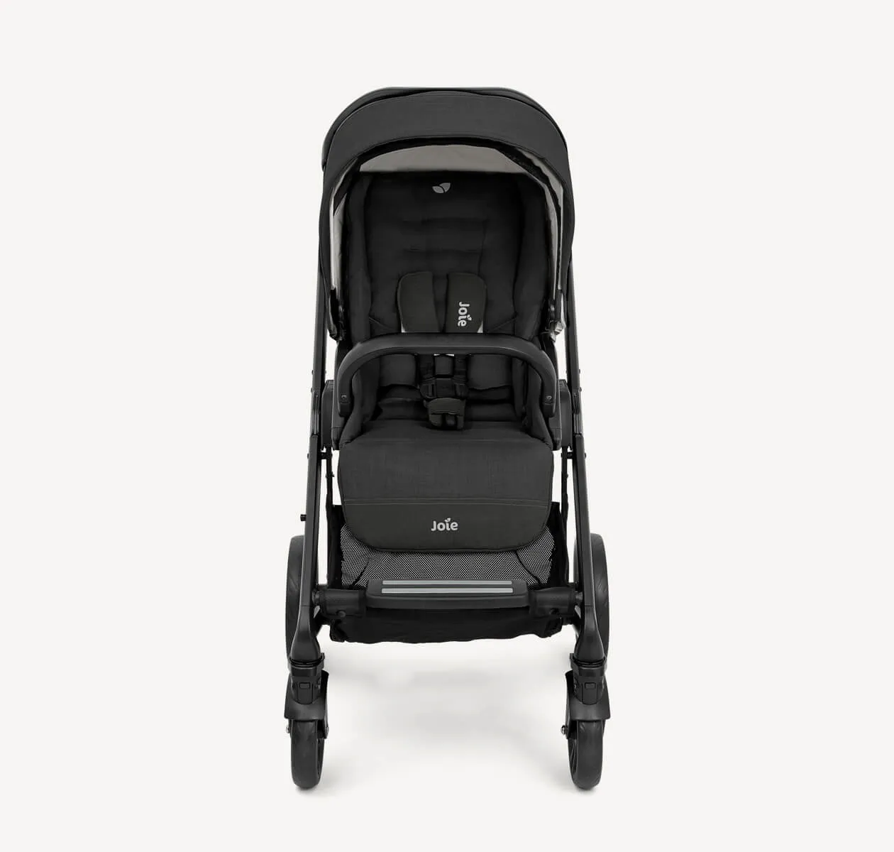Chrome 4-in-1 Reversible Pram – Smart Versatility Meets Effortless Style