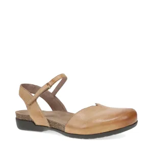 Dansko Women's Rowan Closed Toe Sandal in Honey Tan