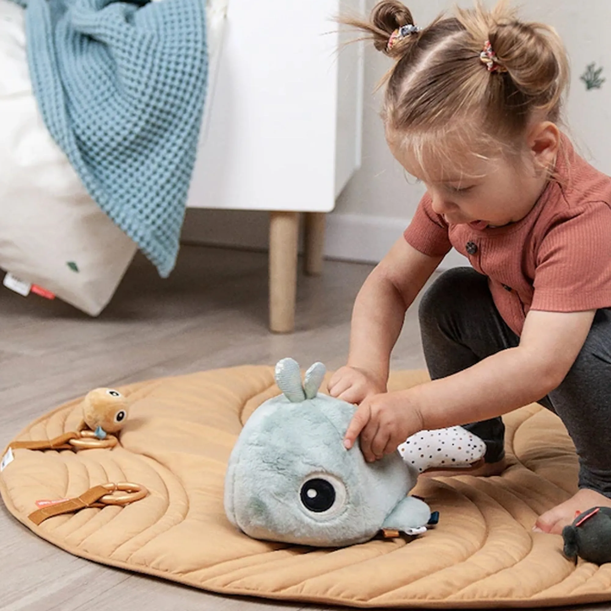 DONE BY DEER Hide & Seek Activity Toy - Wally Blue