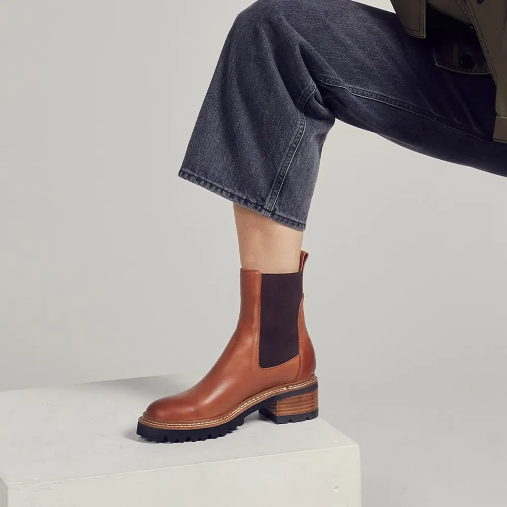 EOS Footwear Women's Linear Heeled Leather Pull On Chelsea Boot in Brandy