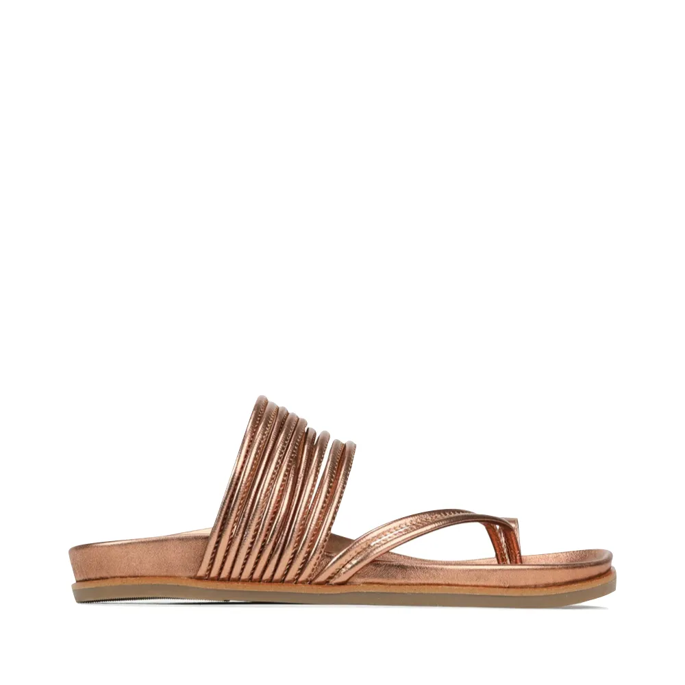 EOS Women's Carmella Toe Loop Sandal in Copper