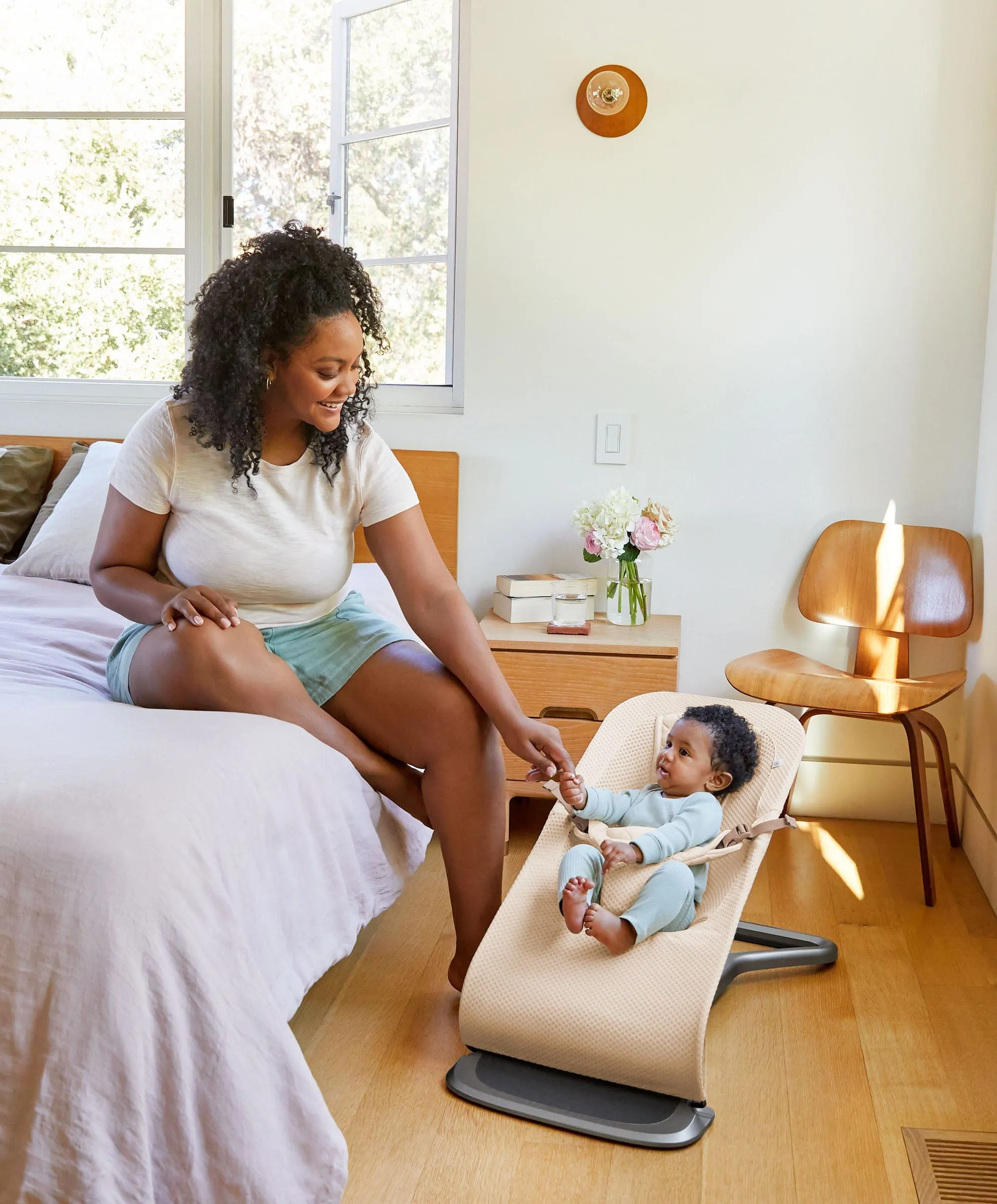 Ergobaby 3-in-1 Evolve Bouncer – Cream
