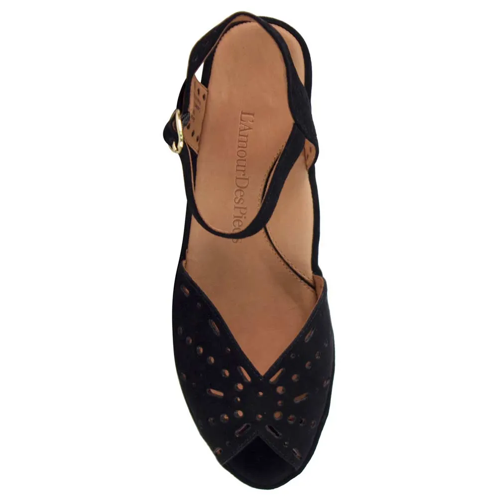 L'Amour Des Pieds Women's Brenn Black Suede