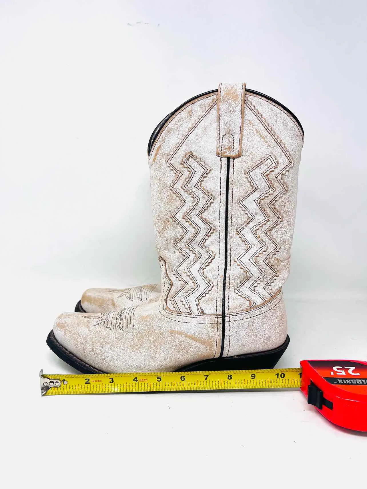 Laredo Size 9 White/Tan Zigzag Leather Shoes Boots