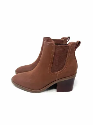 mia Size 7.5 Brown Stretch Faux Leather Shoes Ankle Boots