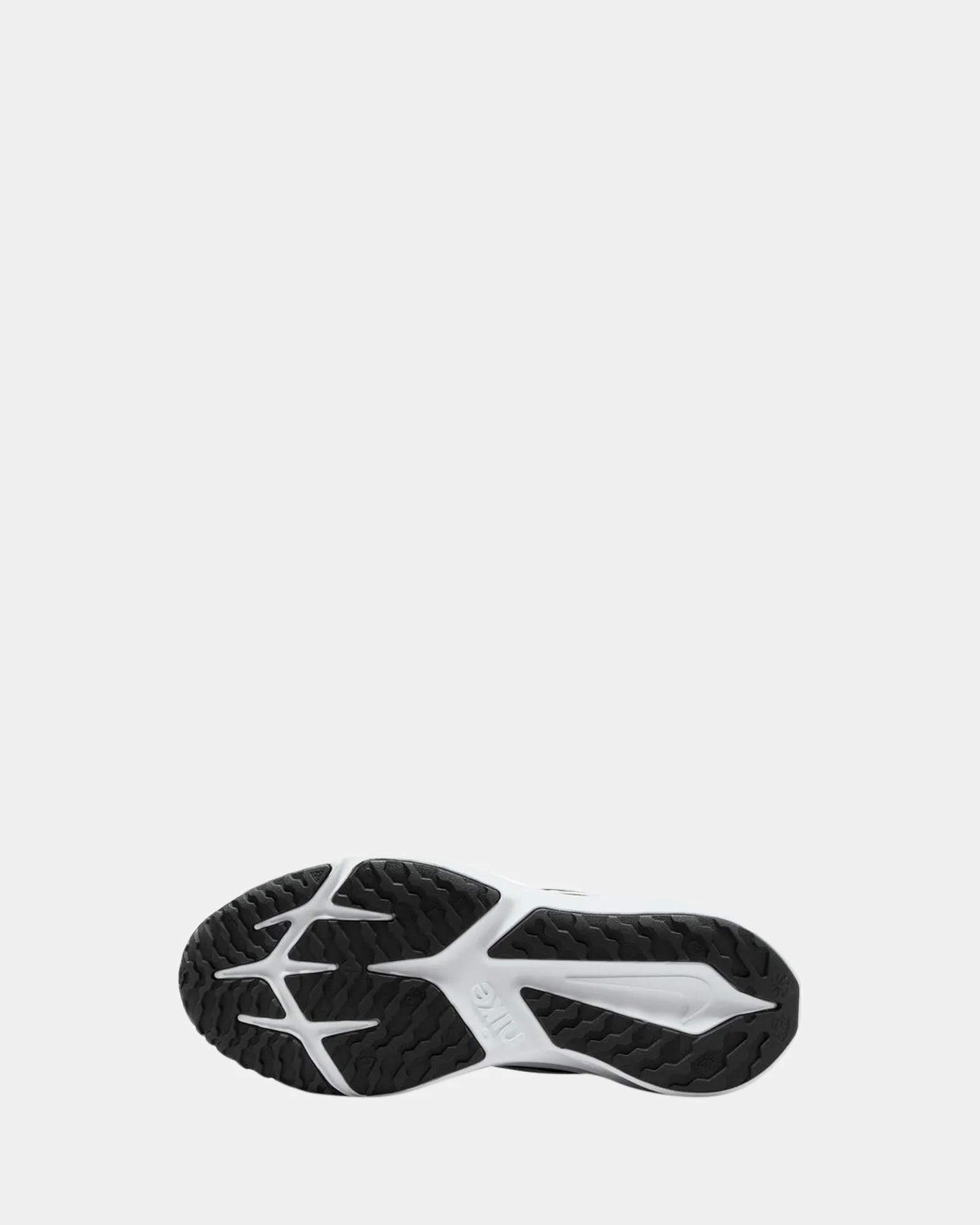 Nike Kids' Shoes Star Runner 4 NN Grade School Black/White/Anthracite