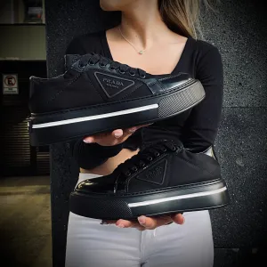 PRADA SNEAKERS 01