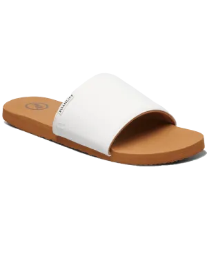 Seales Sliders in Latte Brown