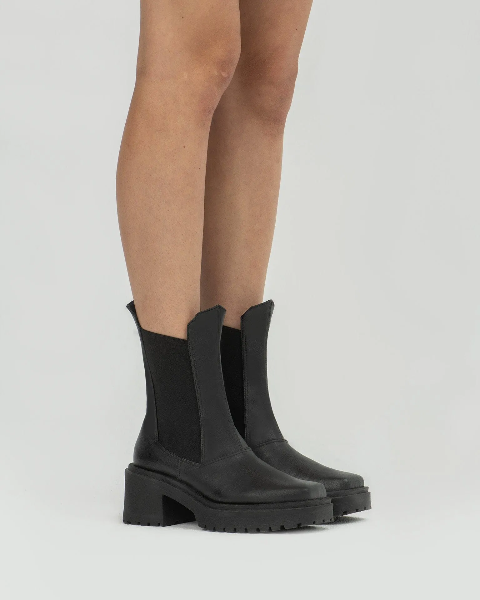 Squared Chelsea Grape Leather Vegan Boots | Black