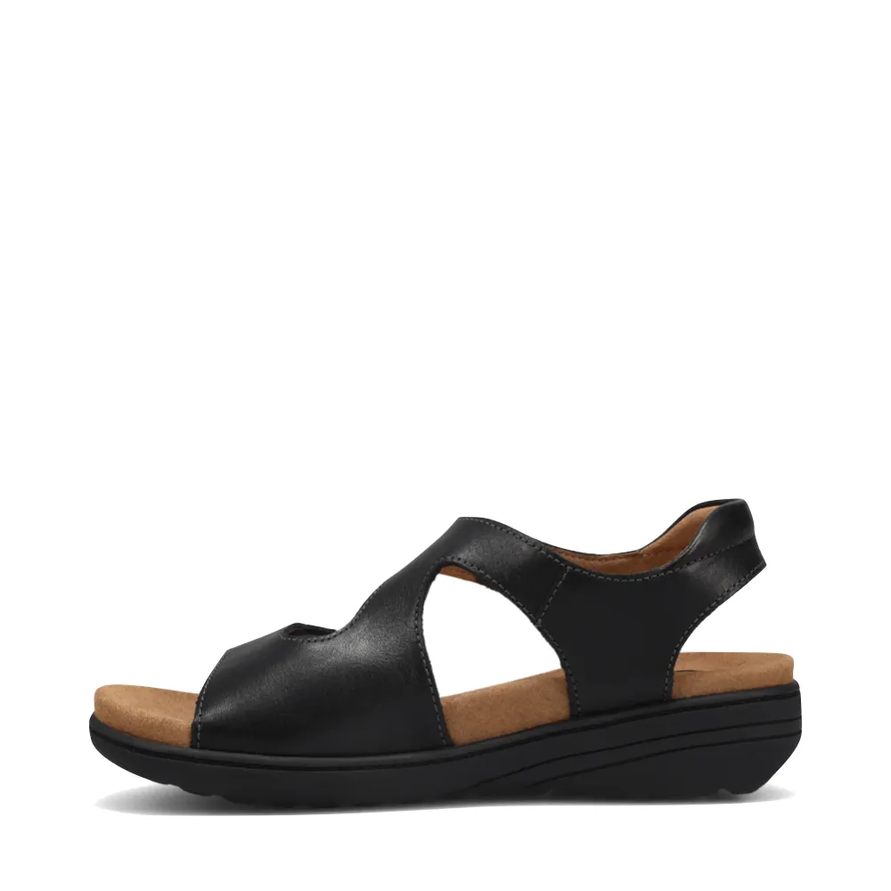 Taos Women's Serene Leather Sandal in Black
