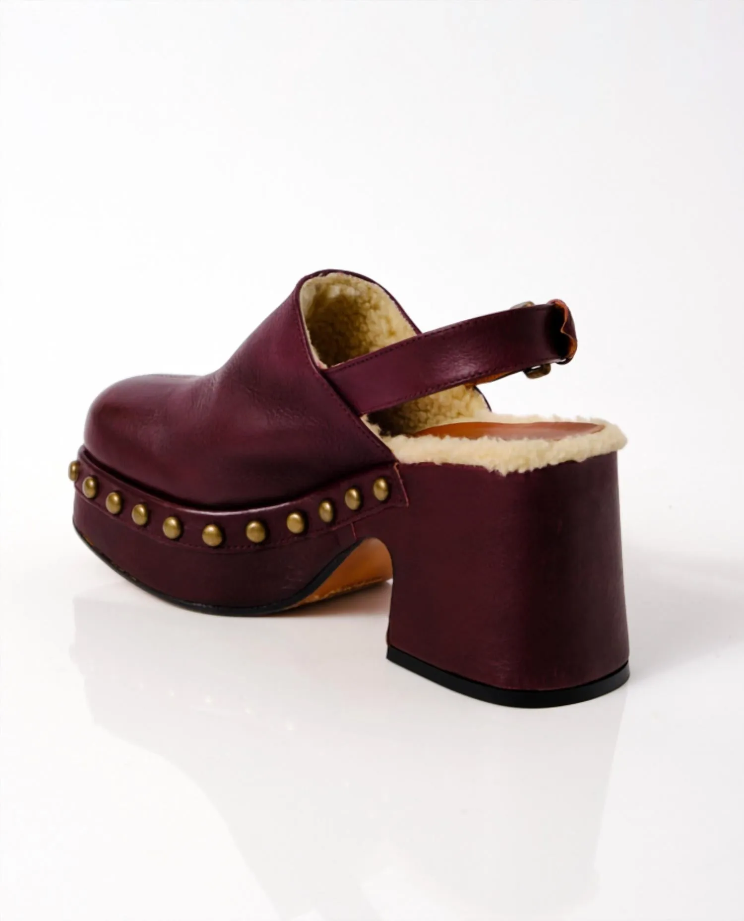 Women's Autumn Studded Platform Clogs In Wine