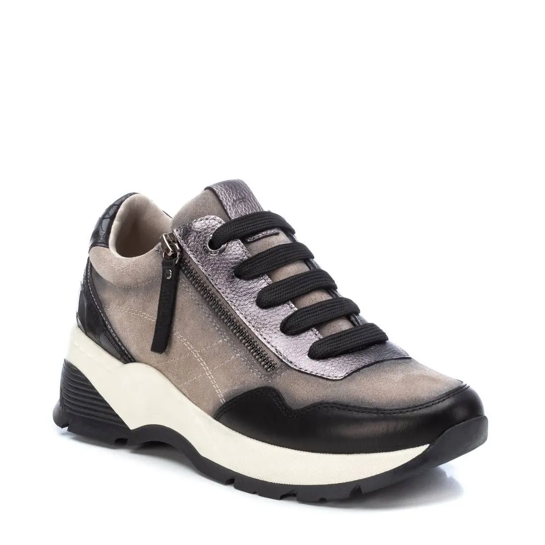Women's Casual Sneakers By XTI