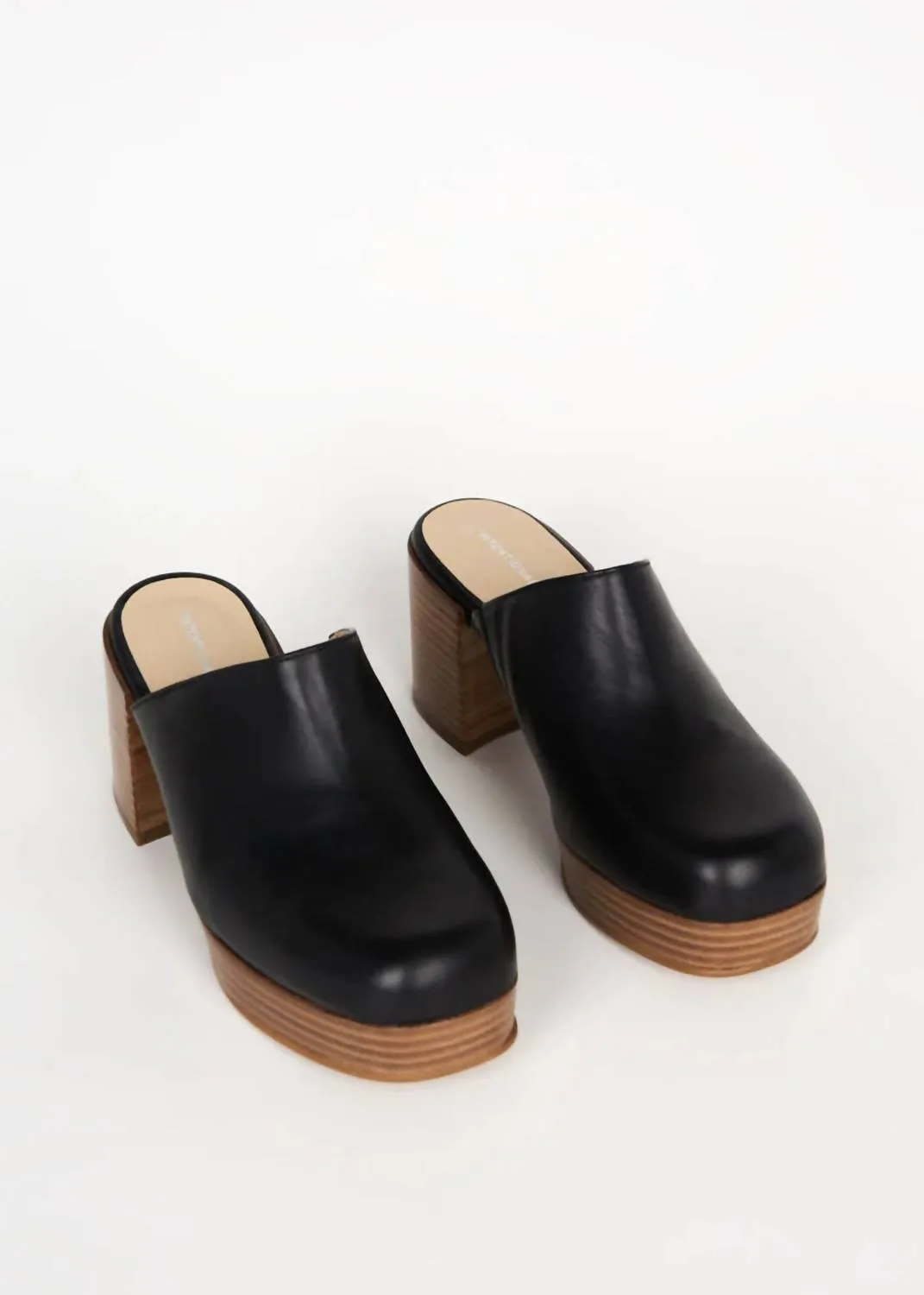 Women's Facts Platform Clog In Black