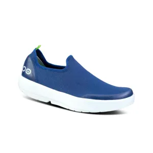 Women's Oomg Ezee Shoe In White Navy