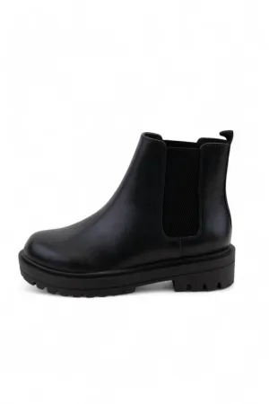 Women's Pilot Chelsea Bootie In Black