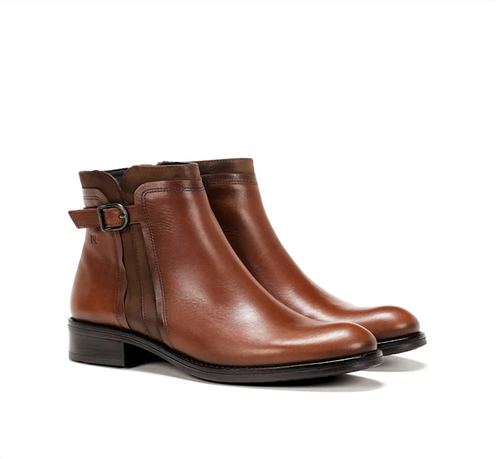 Women's Tierra D8901 Ankle Boots In Cognac